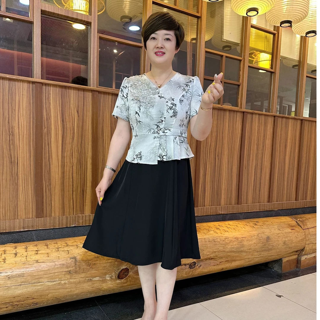 中年妈妈装端庄优雅连衣裙夏装2025新款气质新中式国风连衣裙