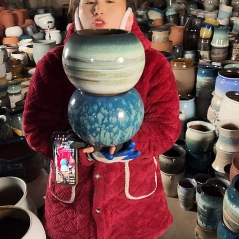 口15高18两个盆子。