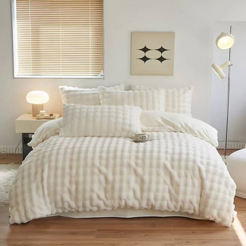 雪京 现货 冬季加绒加厚兔兔绒泡泡四件套  加厚牛奶绒四件套雕花