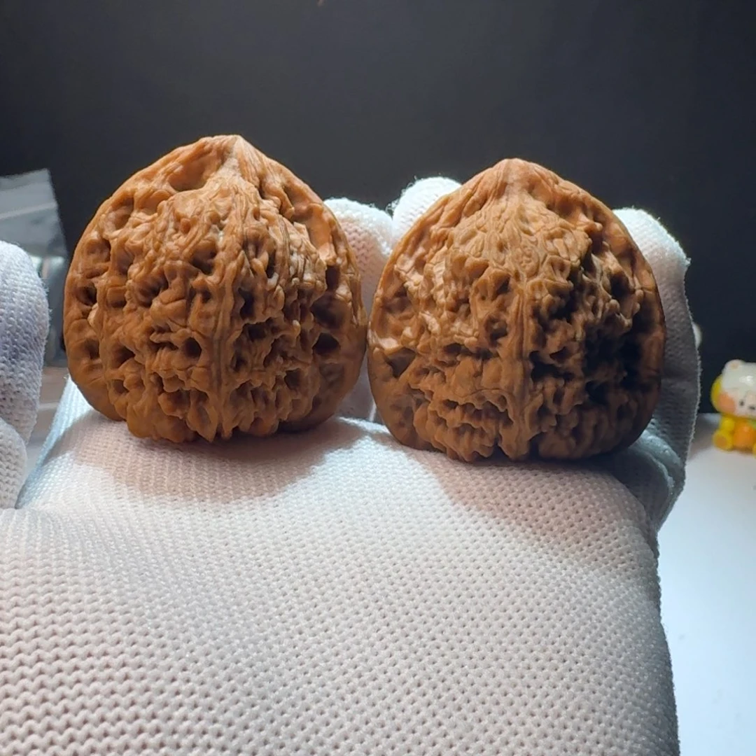 文玩核桃把件4号链接万字三角43-42-42