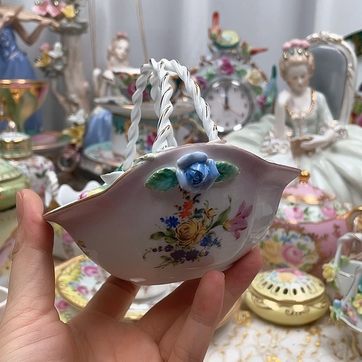杯碟陶瓷摆件陶瓷