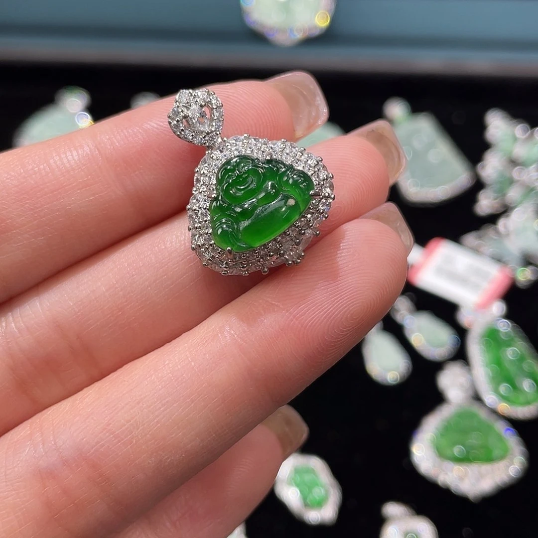 吊坠(不含链)未镶嵌翡翠