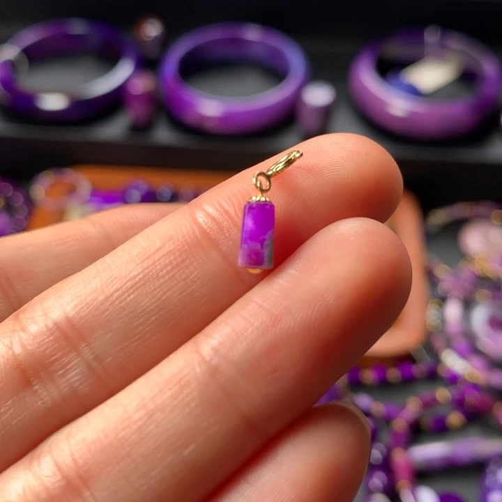 苏纪石（舒俱来）吊坠18K金镶嵌