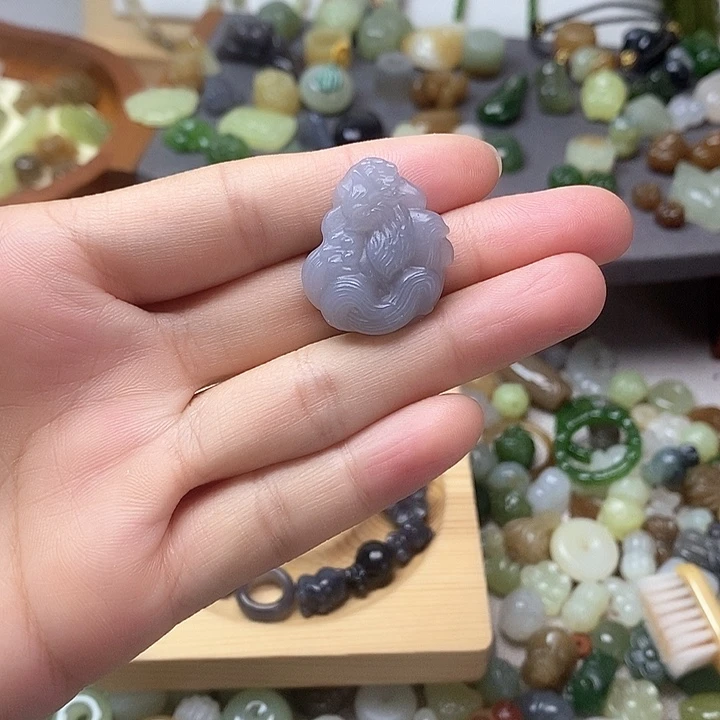 未镶嵌和田玉挂件九尾狐