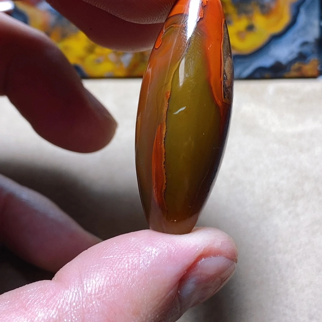 玛瑙/玉髓颈饰未镶嵌大****）