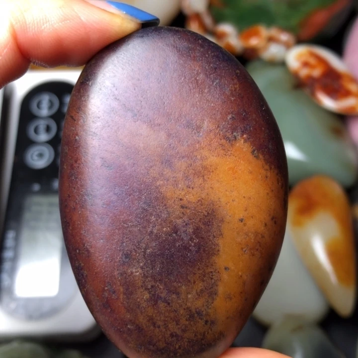 和田玉未镶嵌珠宝奇石