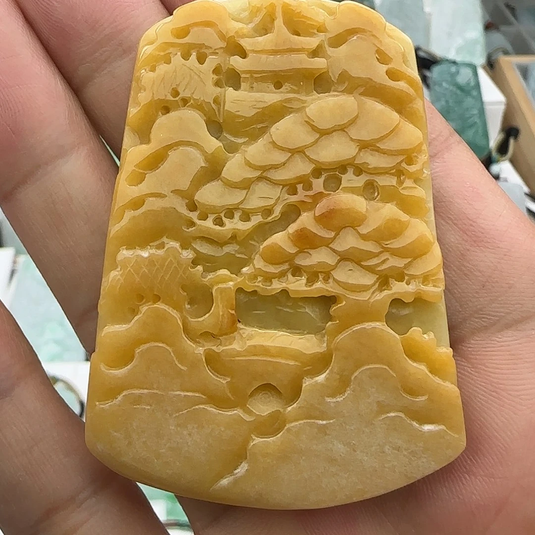 翡翠未镶嵌颈饰翡翠