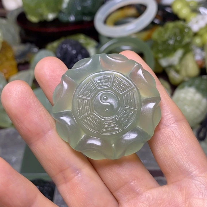 岫玉未镶嵌岫玉手持