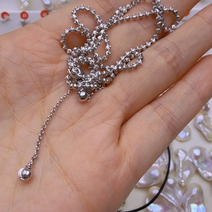 海***啊未镶嵌淡水珍珠颈饰