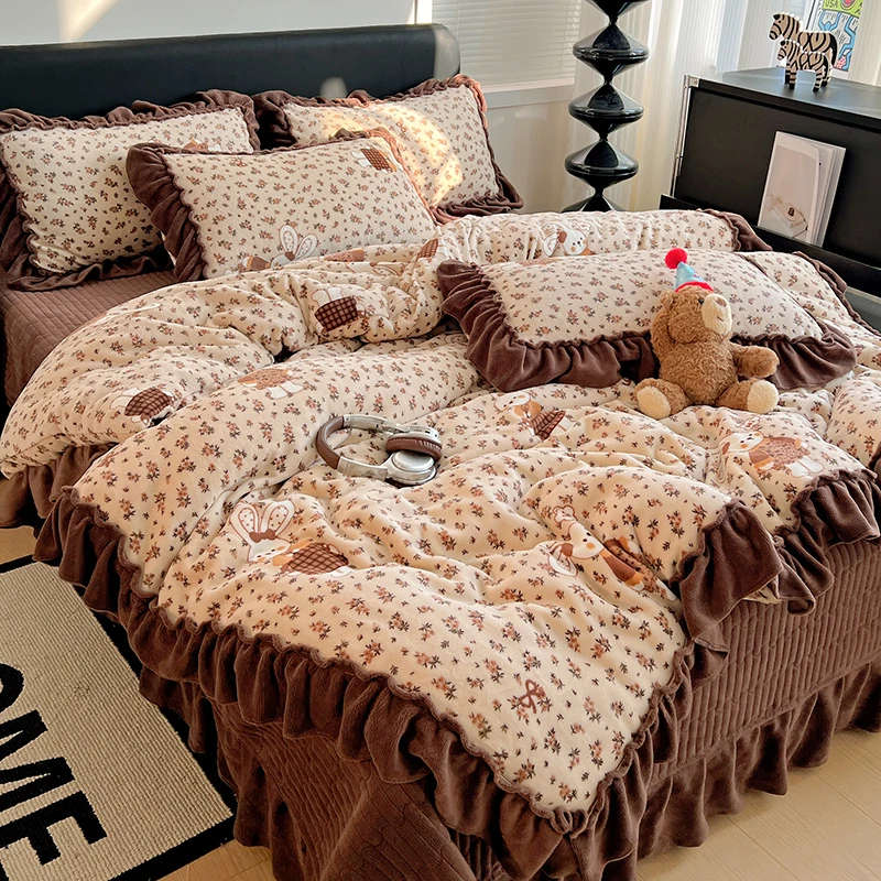 新款冬季加厚花边牛奶绒床盖款四件套家用保暖被套不掉毛四件套