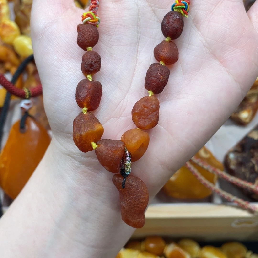 琥珀珠宝奇石未镶嵌