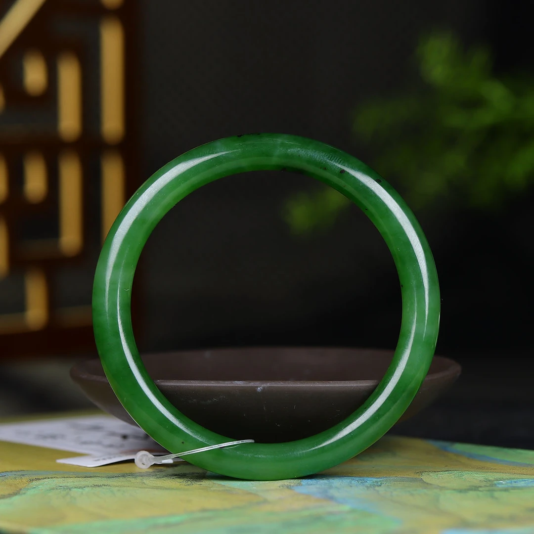 1119121和田玉碧玉圆条手镯