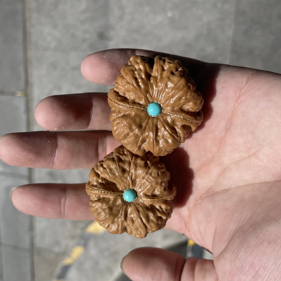 40左右蛤蟆头核桃镶嵌对核桃