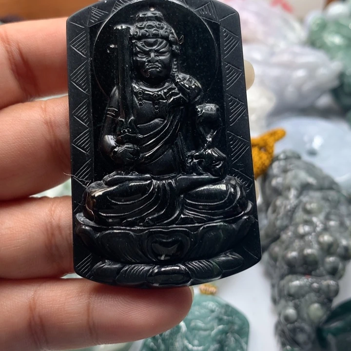 翡翠未镶嵌颈饰保真天然A货翡翠