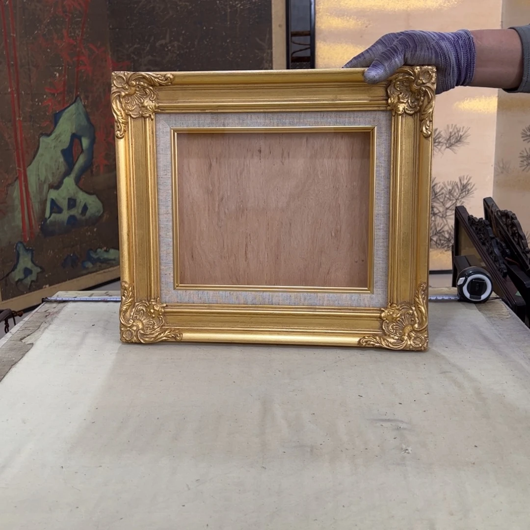 小***魔绘画屏风框画茶空间设计