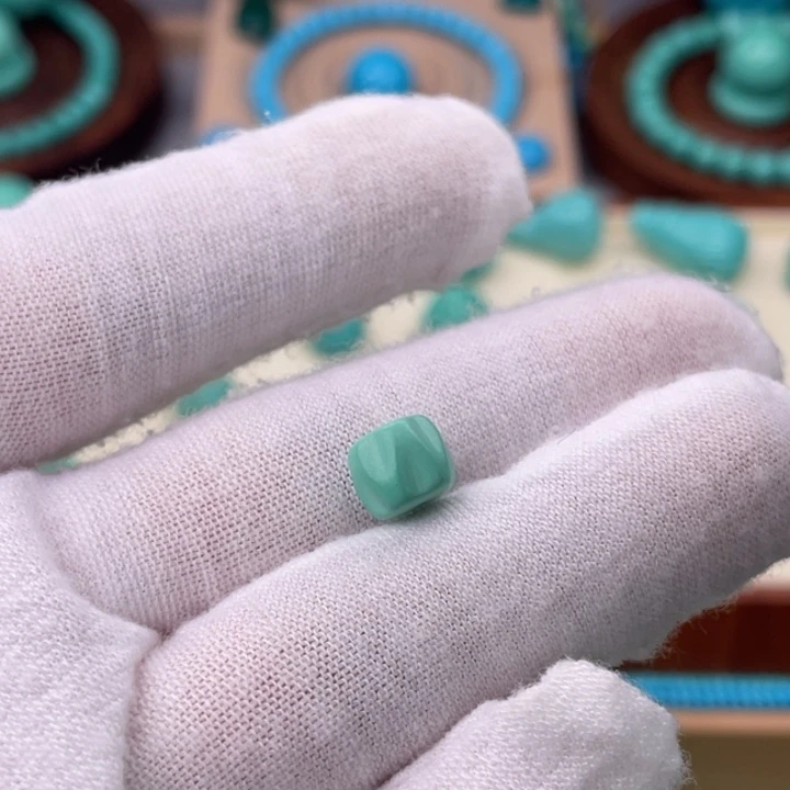 ****头直径8mm百香籽一颗