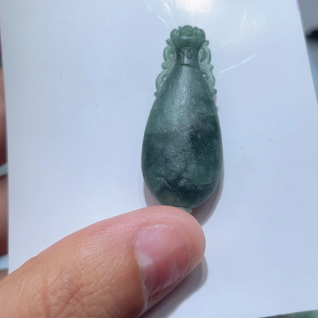 定制翡翠未镶嵌是