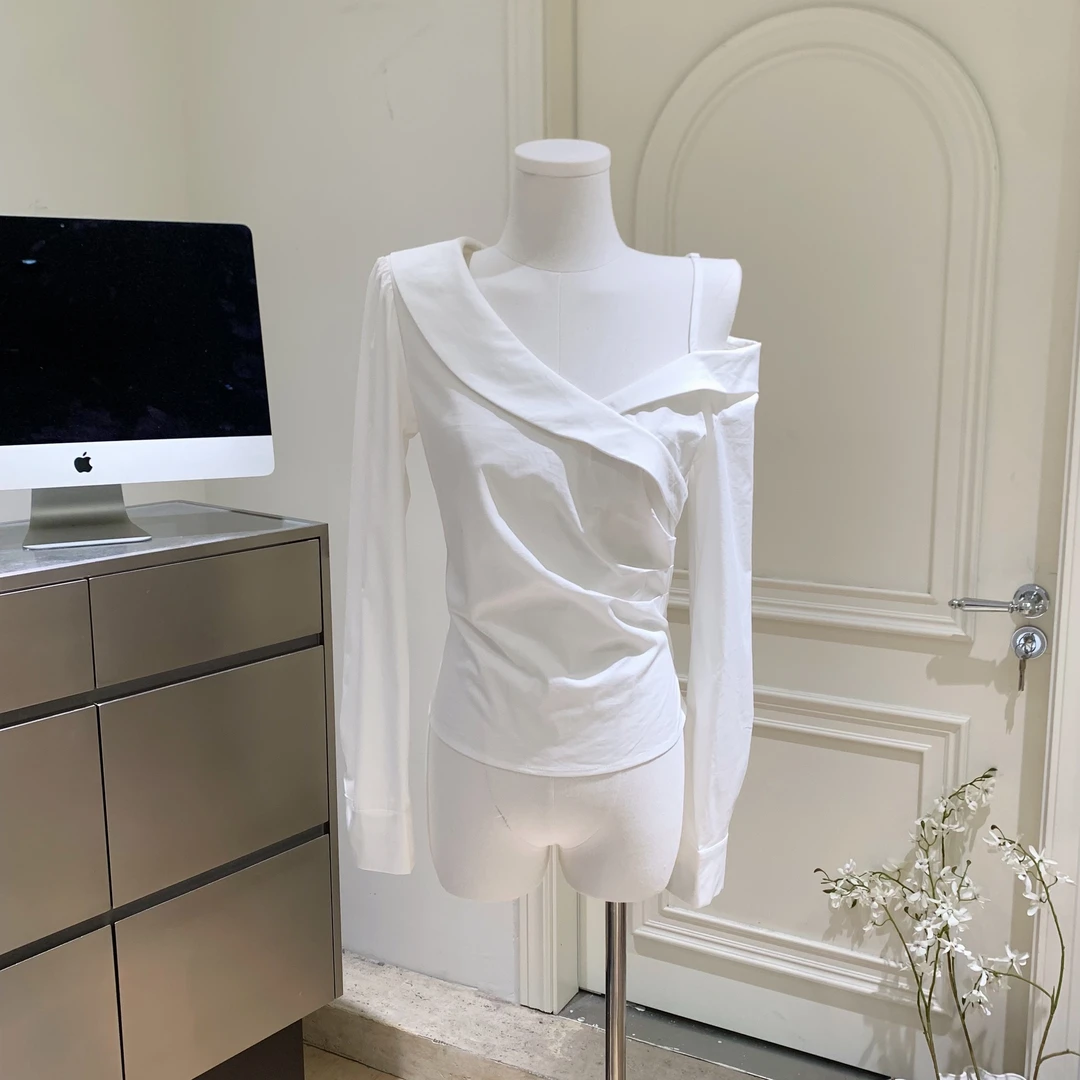 耀眼白月光微弹斜肩修身抽褶衬衫不规则白色女设计感长袖上衣早秋