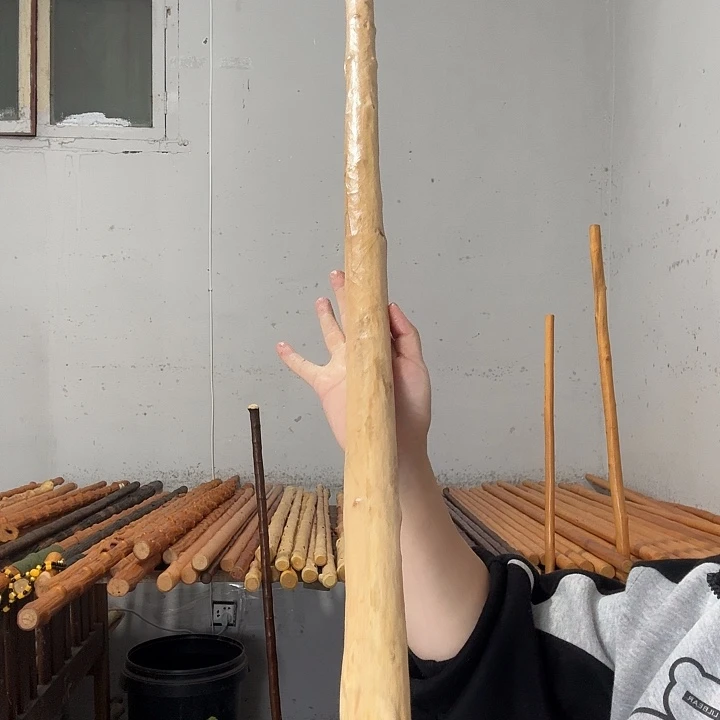 小***涛秦岭石山红牛筋鞭杆有瑕