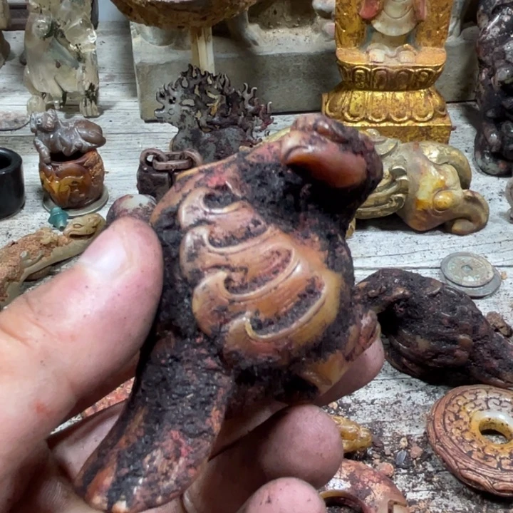 铭***博和田玉（糖玉）未镶嵌颈饰