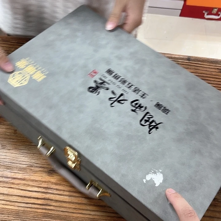 孤品茶具套装等。