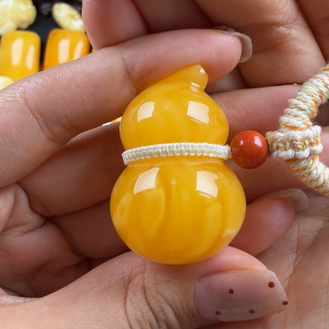 琥珀未镶嵌颈饰纯天然琥珀蜜蜡无优化