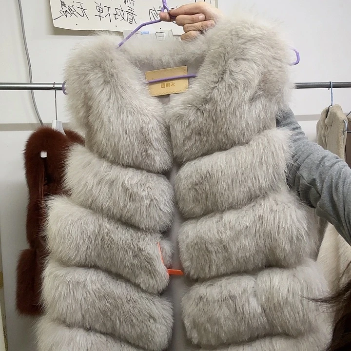 狐狸毛狐狸毛灰色需要干洗