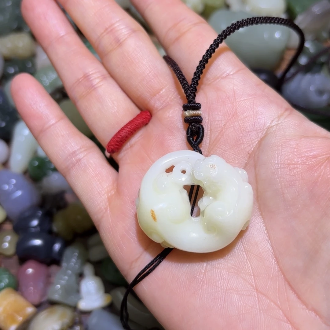 和田玉未镶嵌珠宝半成品