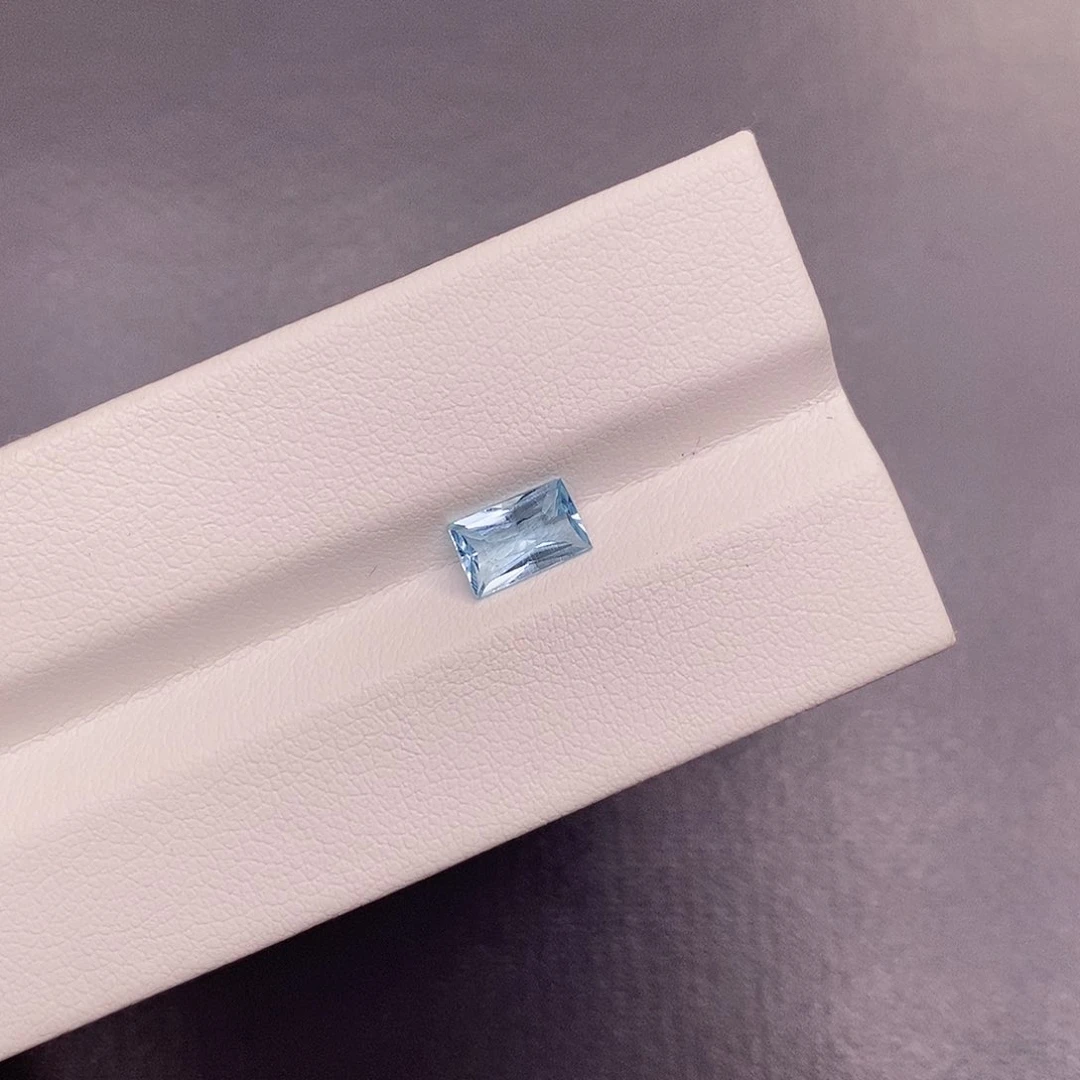 裸石海蓝宝石0.69克拉