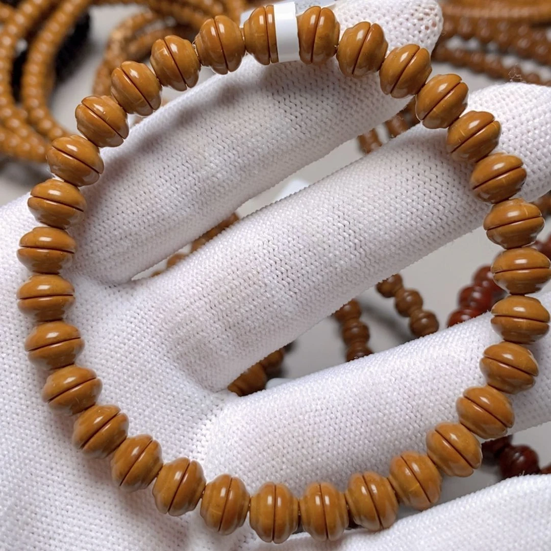 手串紫金鼠R****t金饭碗8.0