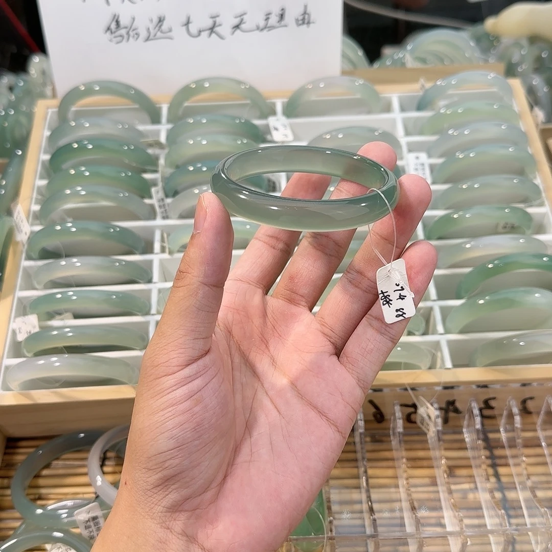 手镯玛瑙/玉髓未镶嵌圈口59.4