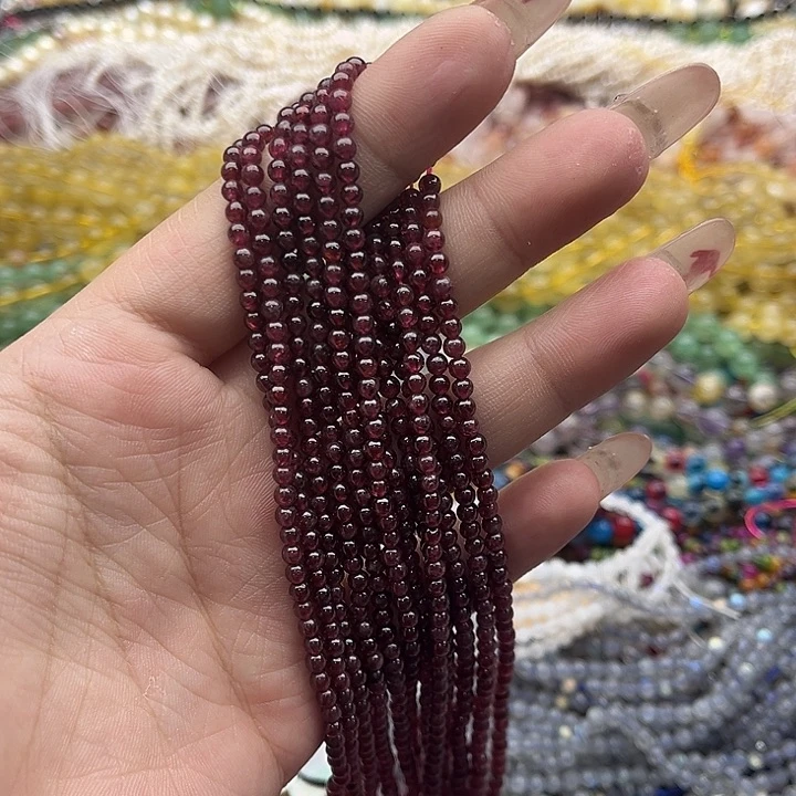 玛瑙/玉髓珠宝半成品未镶嵌一条3mm左右石榴石