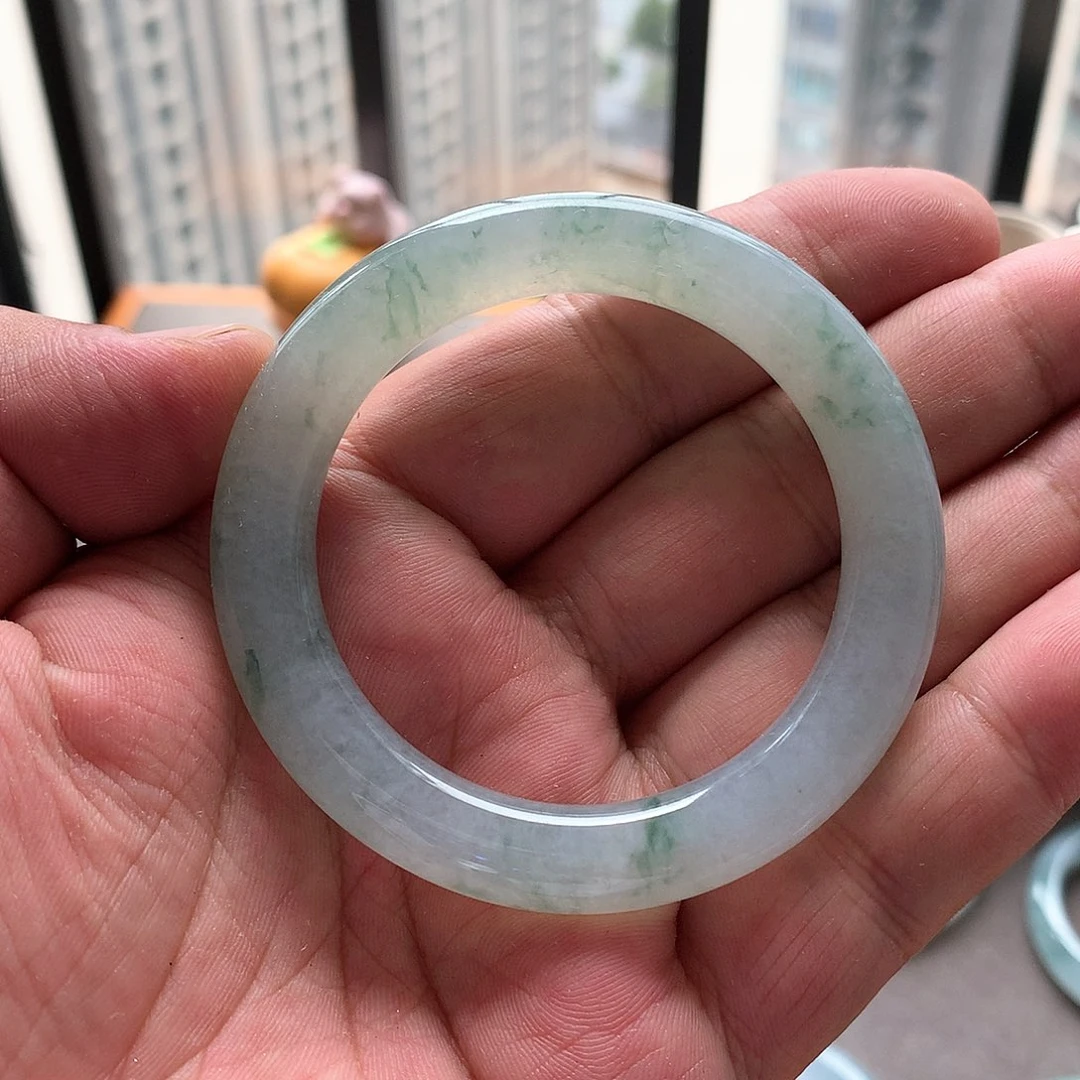 未镶嵌手镯翡翠天然翡翠手镯