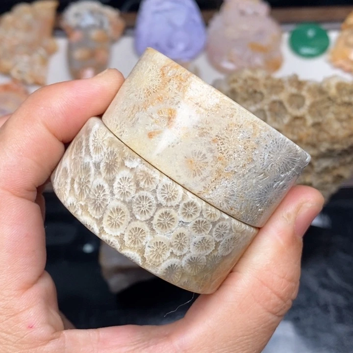 硅化珊瑚（珊瑚玉）手镯未镶嵌