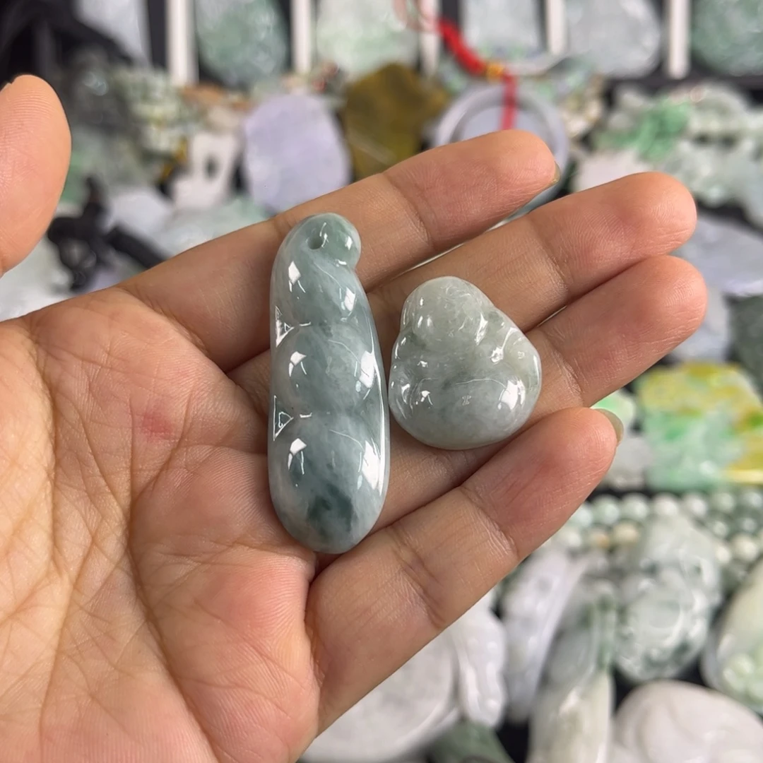 吊坠(不含链)未镶嵌翡翠