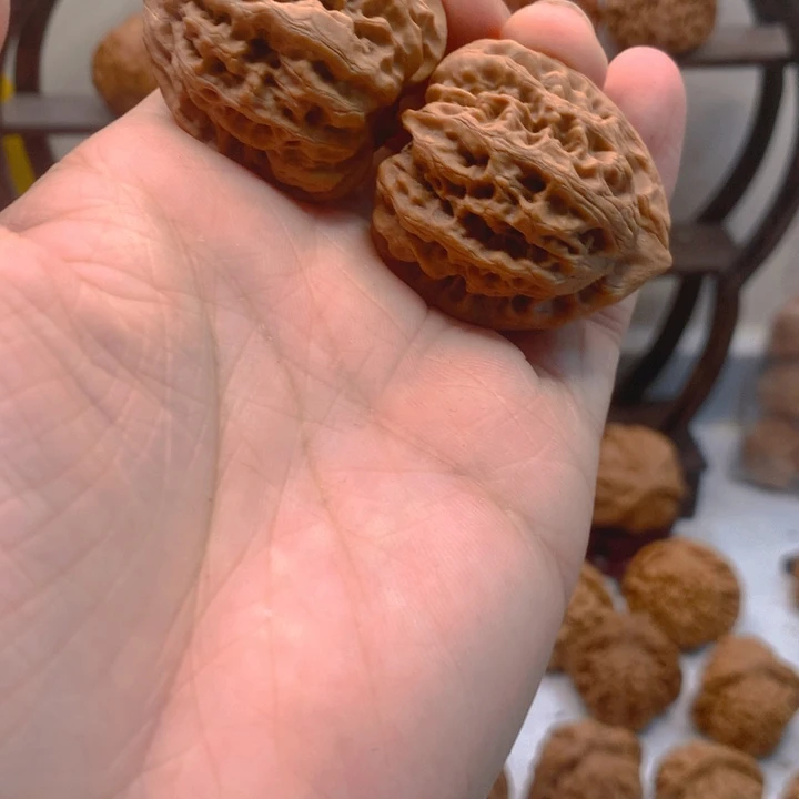 大***齐吊坠文玩核桃佛肚
