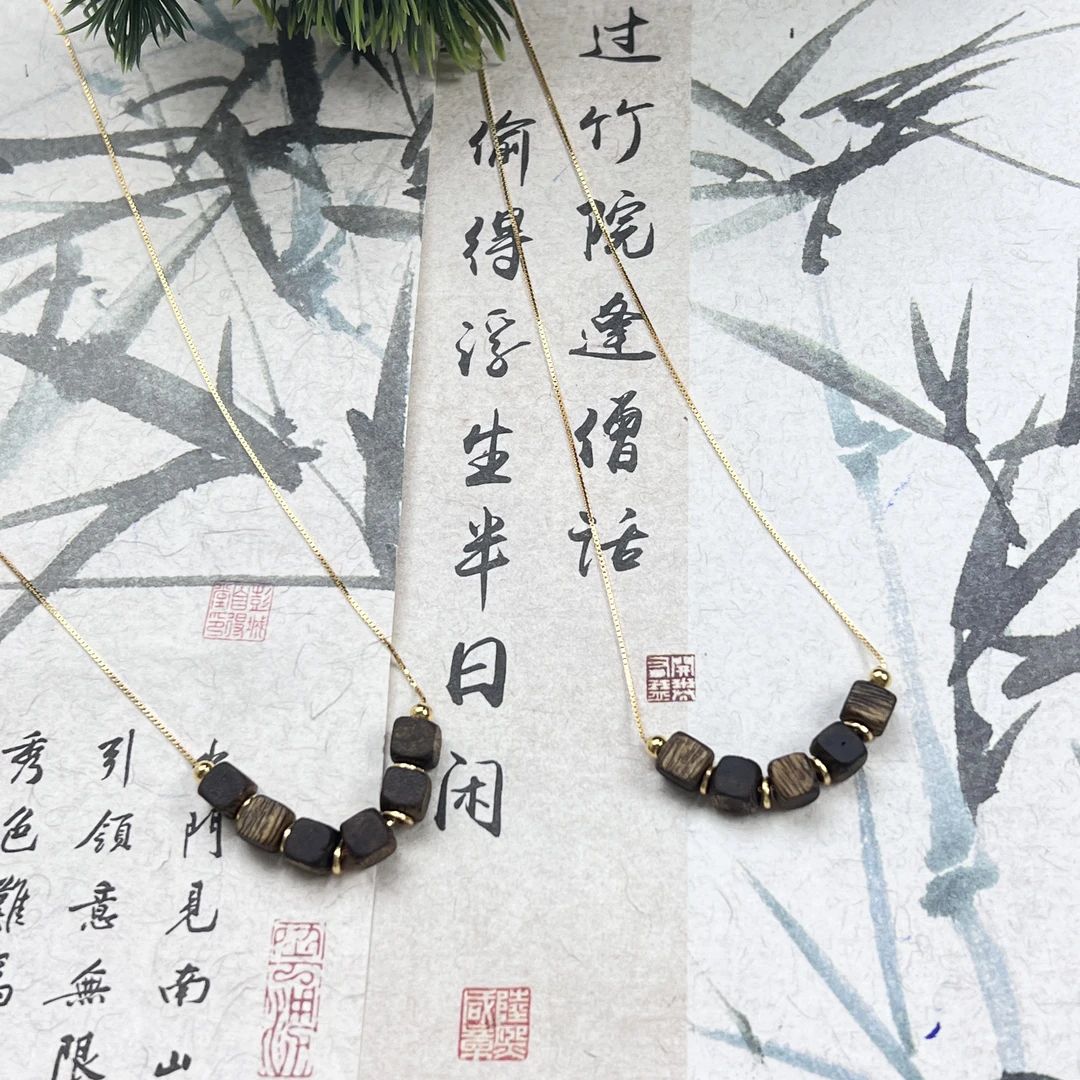 沉香JS3沉香方糖锁骨链5mm+多样性发其一