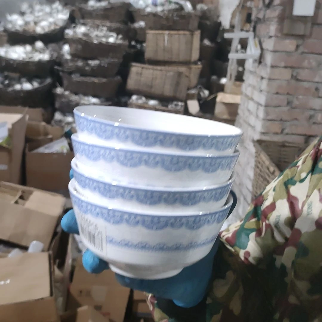 摆件陶瓷盘子碗啥都有