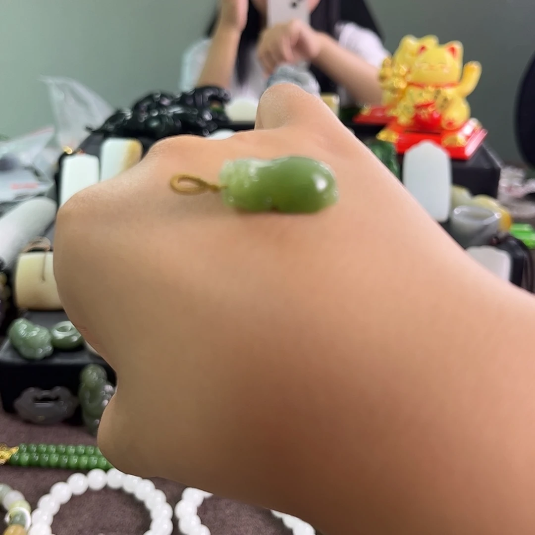手串未镶嵌和田玉