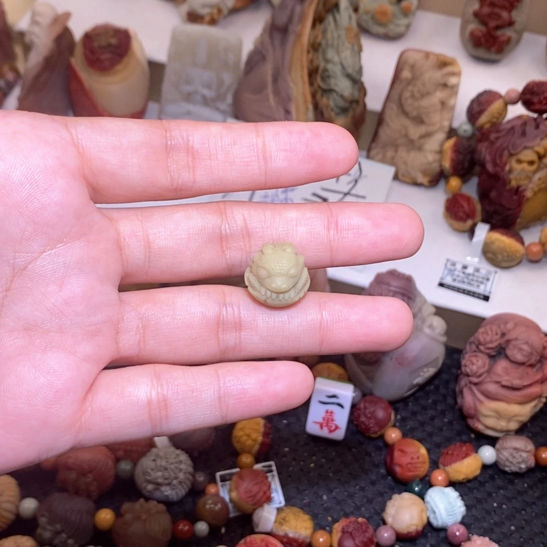 石英质玉（阿拉善玉）未镶嵌手链