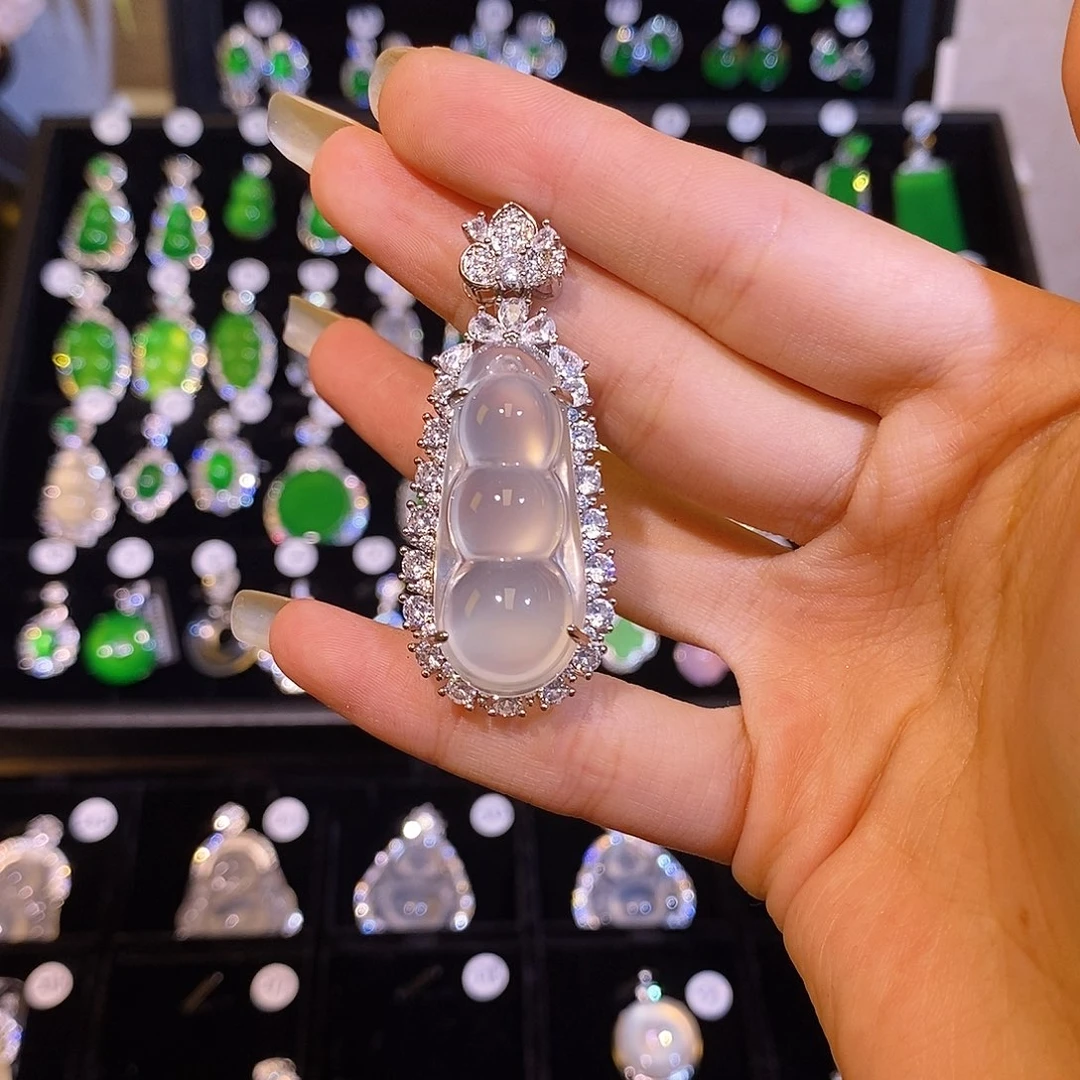 玛瑙/玉髓颈饰合金