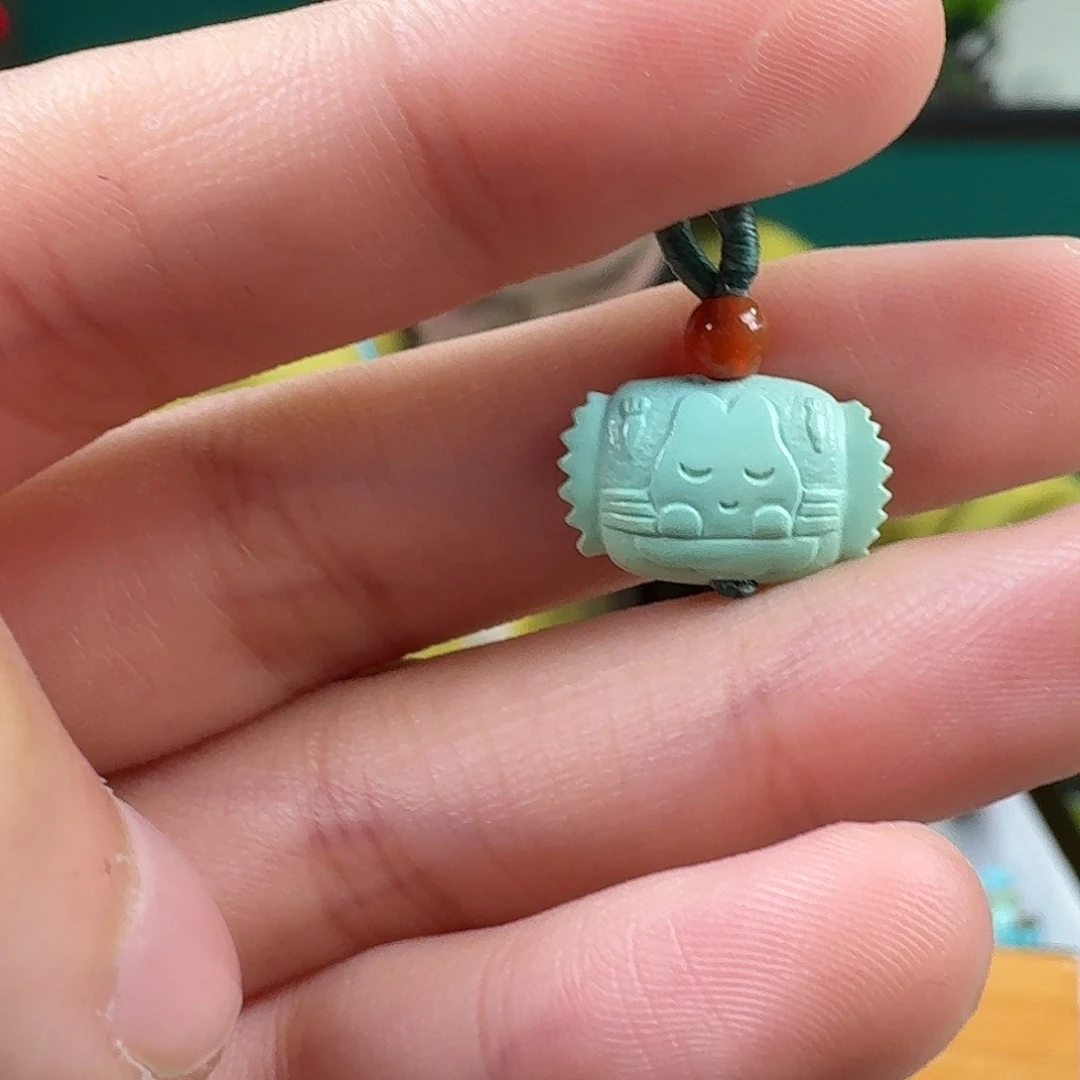 绿松石未镶嵌挂件