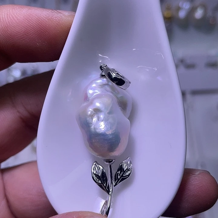 未镶嵌颈饰淡水珍珠08