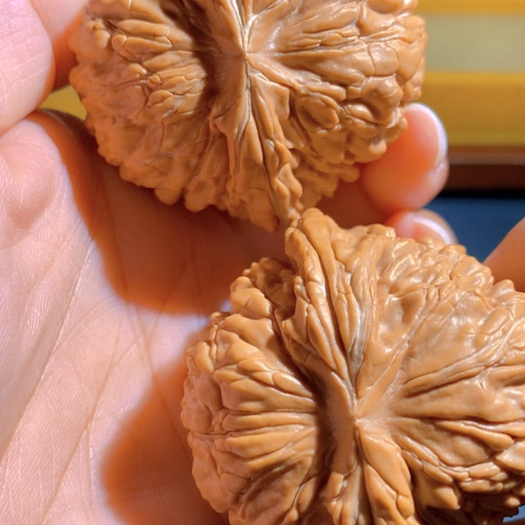 【闪购商品】文玩核桃吊坠华坤龙