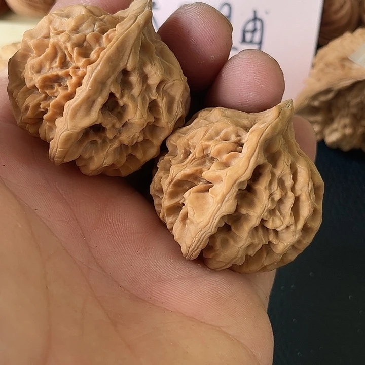 文玩核桃把件43尺帝王