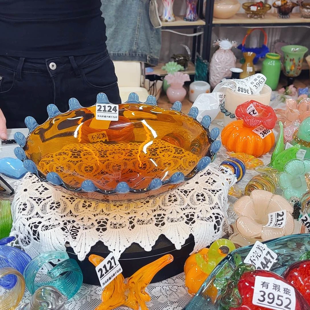 2124 家悦琉璃工艺品
