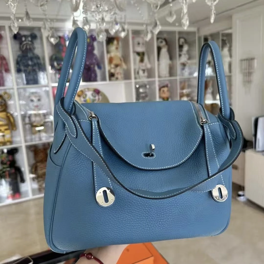 99新 Hermes/爱马仕 lindy30牛仔蓝银扣tc皮t单肩包8655092