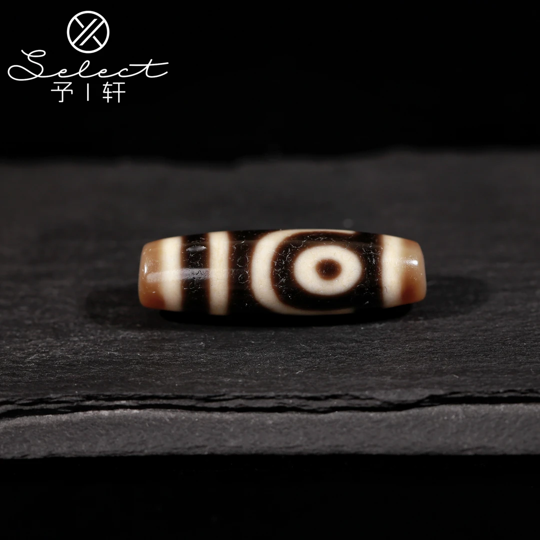 予轩出品；精品上肯全手工牙黄台珠如意二眼36.1*11mm天珠玛瑙吊坠