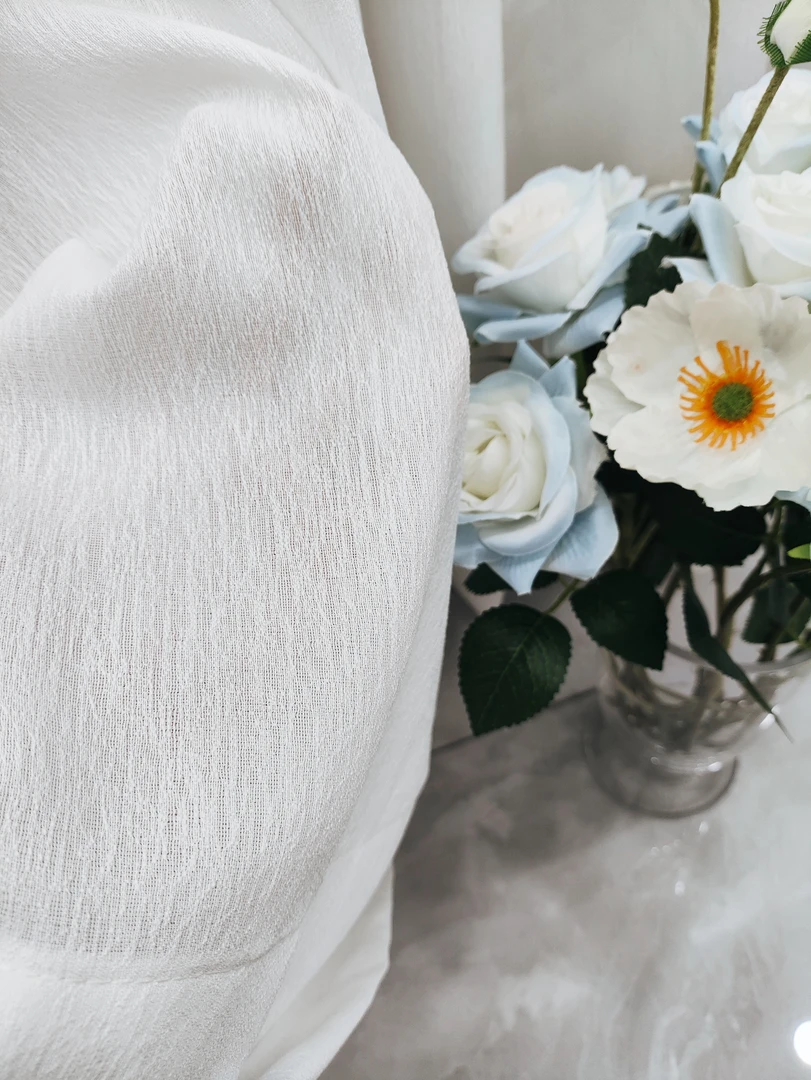 羊绒提花窗纱，透光不透人，手感柔软，内搭首选，链接为意向金不包邮