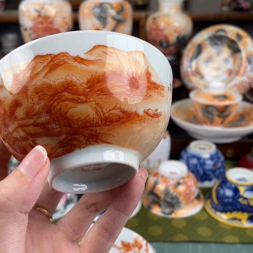 陶瓷的设计师是一个人的